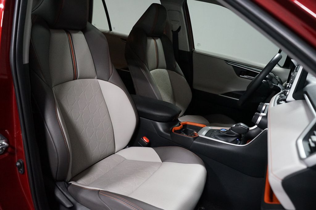 Thumbnail: 2019 Toyota RAV4 - 27