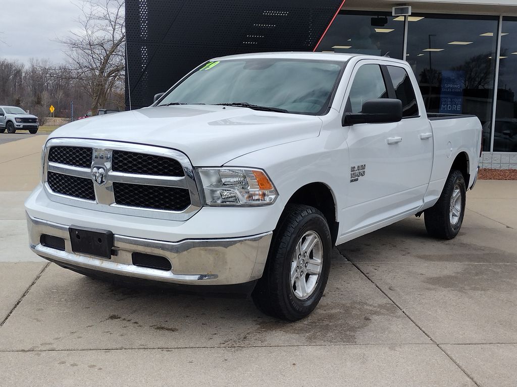 Bright White 2019 RAM 1500 Pickup Truck Four-Wheel Drive 8-Speed Automatic