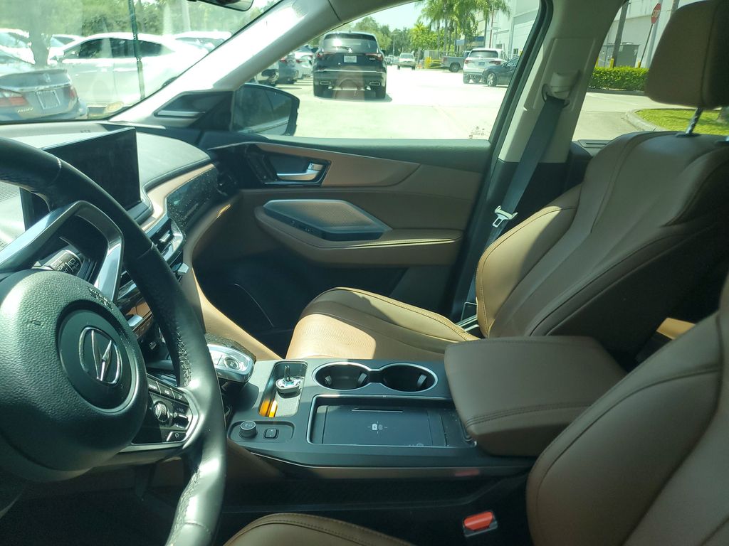 2025 Acura MDX