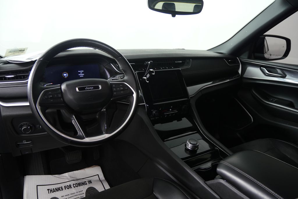 Thumbnail: 2021 Jeep Grand Cherokee L - 16