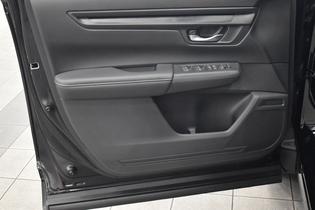 2025 Honda CR-V EX 8