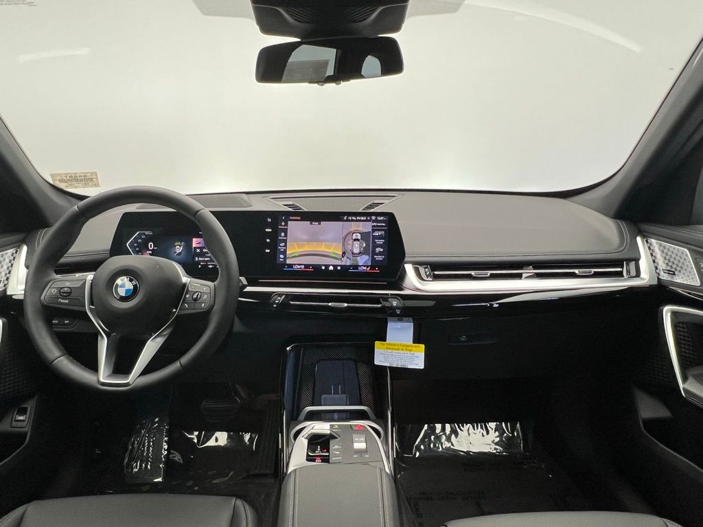 2025 BMW X1 xDrive28i 11