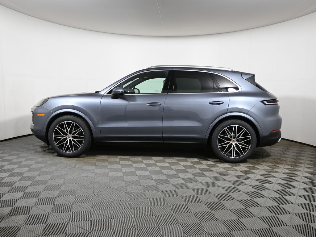 Thumbnail: 2026 Porsche Cayenne - 2