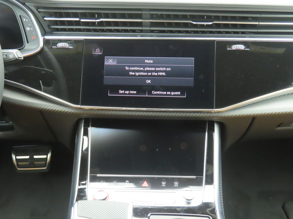 2025 Audi RS Q8 4.0T 14