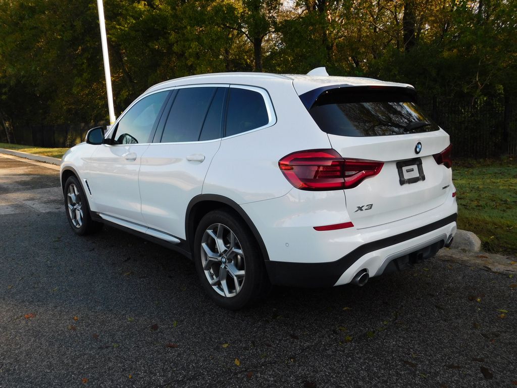 Thumbnail: 2021 BMW X3 - 3