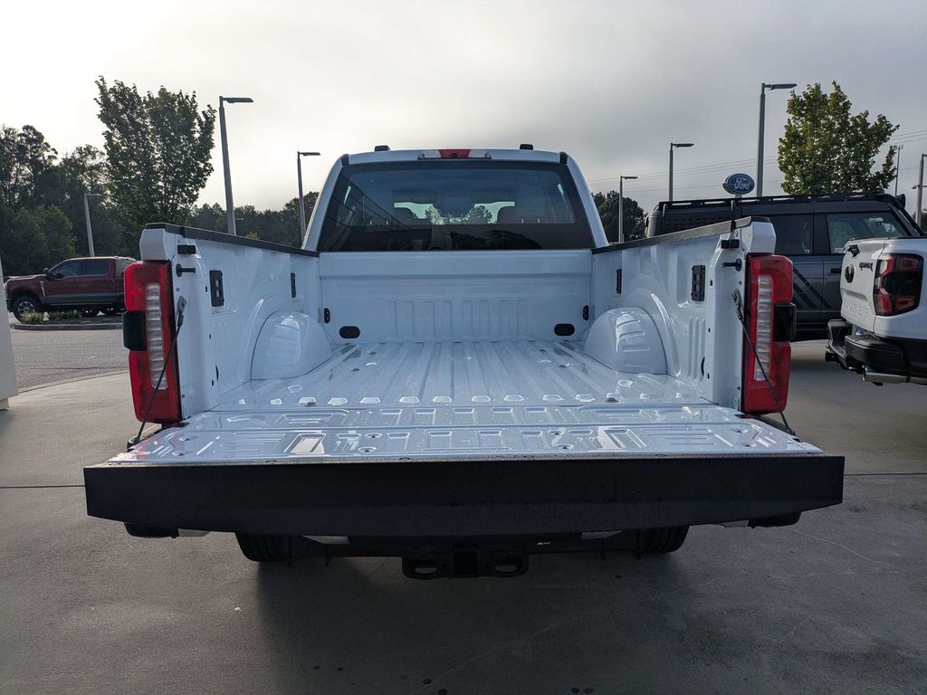 2027 Ford F-250 Super Duty XL