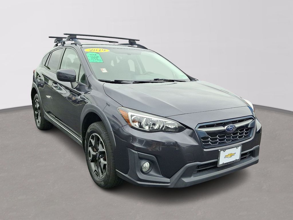 Thumbnail: 2019 Subaru Crosstrek - 3