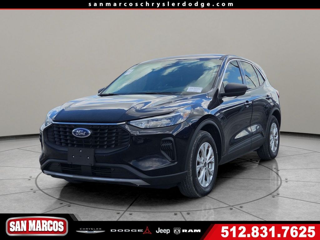 Used Car 2024 Ford Escape  Active For Sale Under $25,000 In San Marcos, Texas