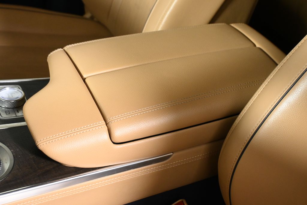 Thumbnail: 2021 Genesis GV80 - 26