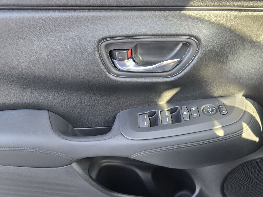 2025 Honda HR-V - $24,989