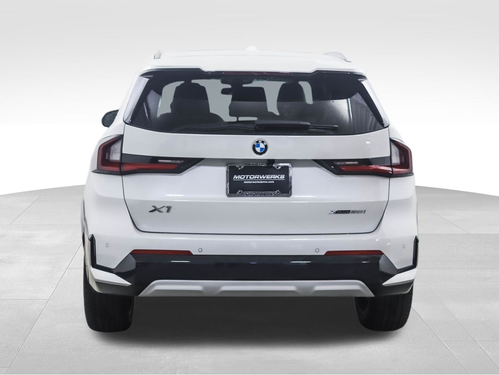 Thumbnail: 2026 BMW X1 - 5