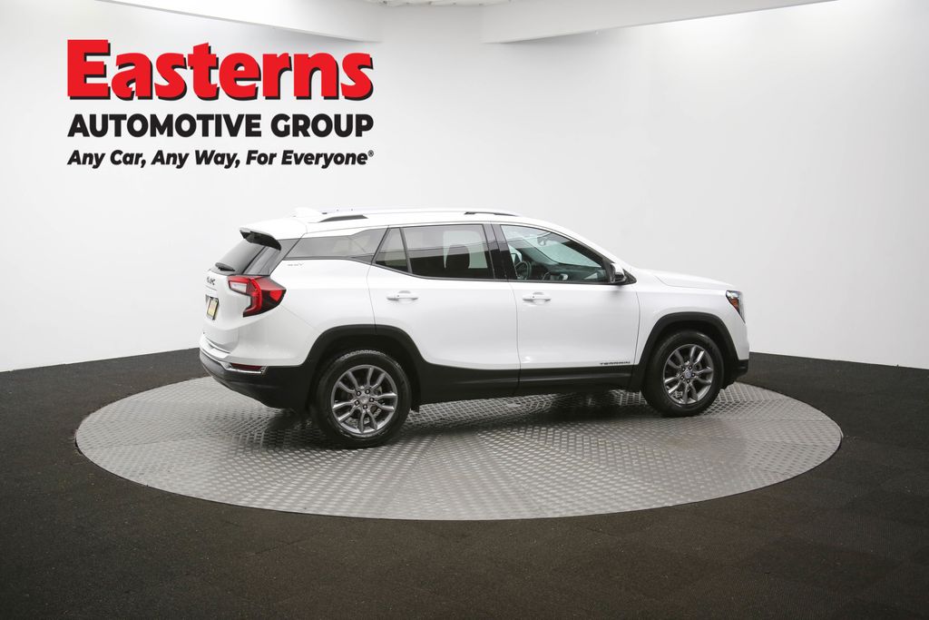 Used 2024 White GMC SLT image 42
