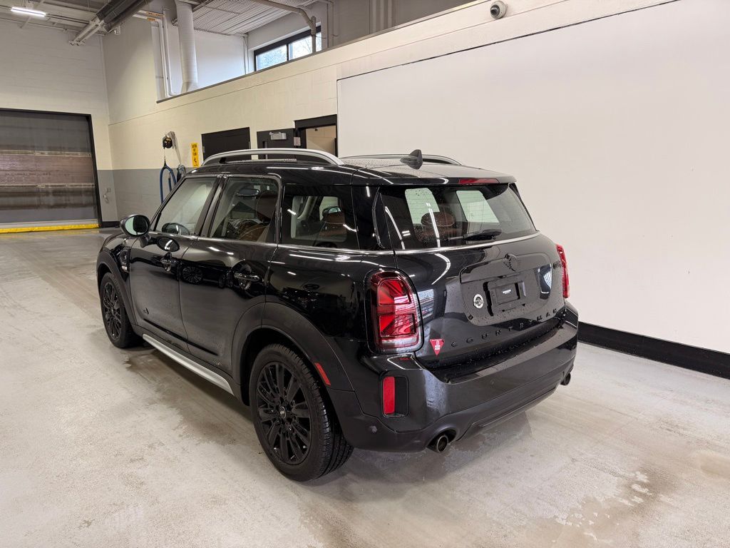 Thumbnail: 2024 MINI Cooper Countryman - 3