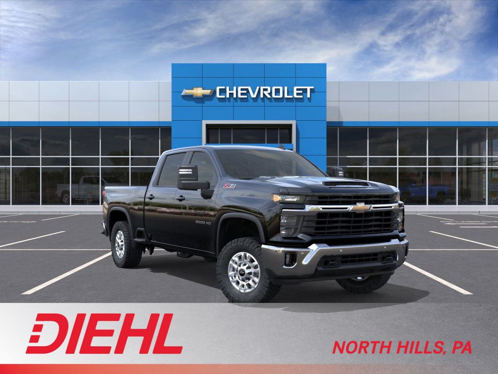 Black 2026 Chevrolet Silverado 2500HD LT Crew Cab 4WD Pickup Truck Four-Wheel Drive Automatic