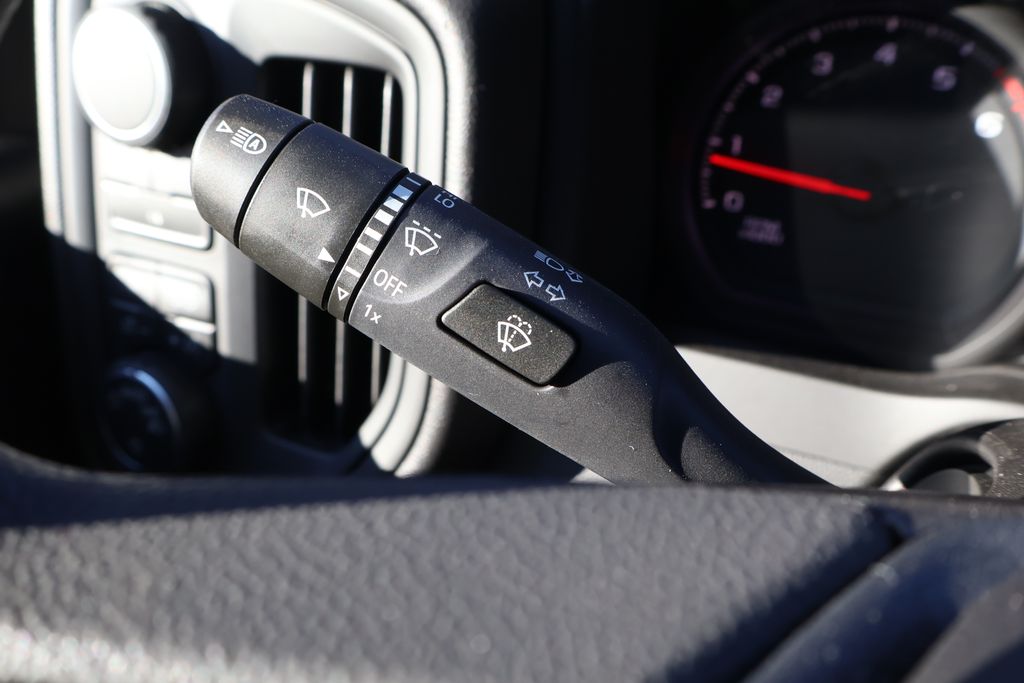 Thumbnail: 2026 Chevrolet Silverado 2500 - 23