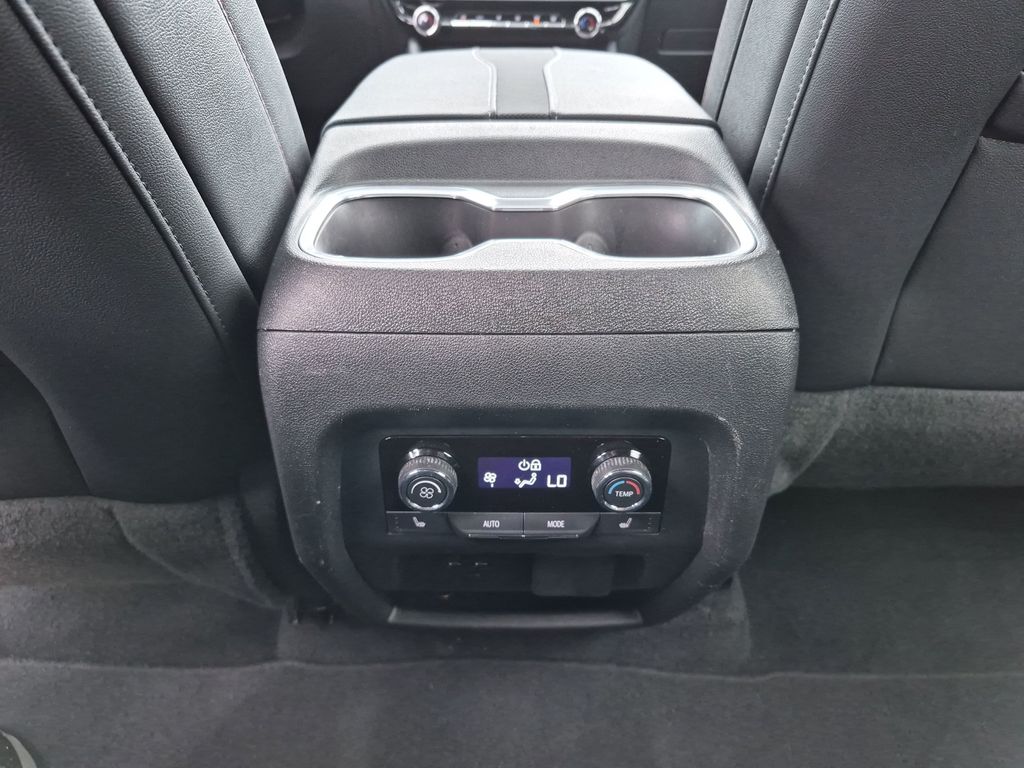 Used Car 2024 Chevrolet Traverse  Rs For Sale Under $50,000 In Austin, Texas