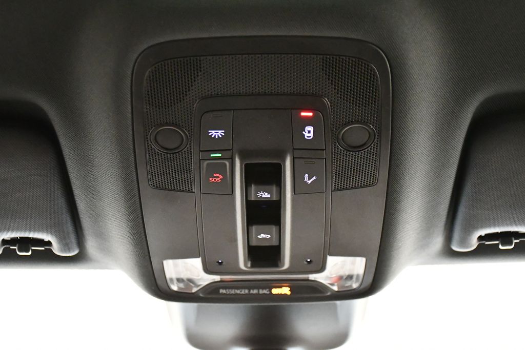 Thumbnail: 2024 Audi Q3 - 19