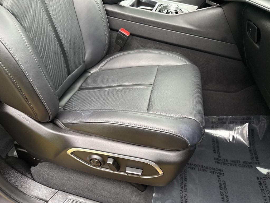 Thumbnail: 2025 Jeep Wagoneer - 21