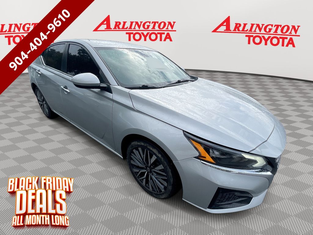 2023 Nissan Altima SV
