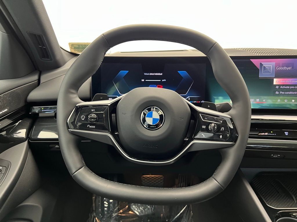 2024 BMW 5 Series 530i 17