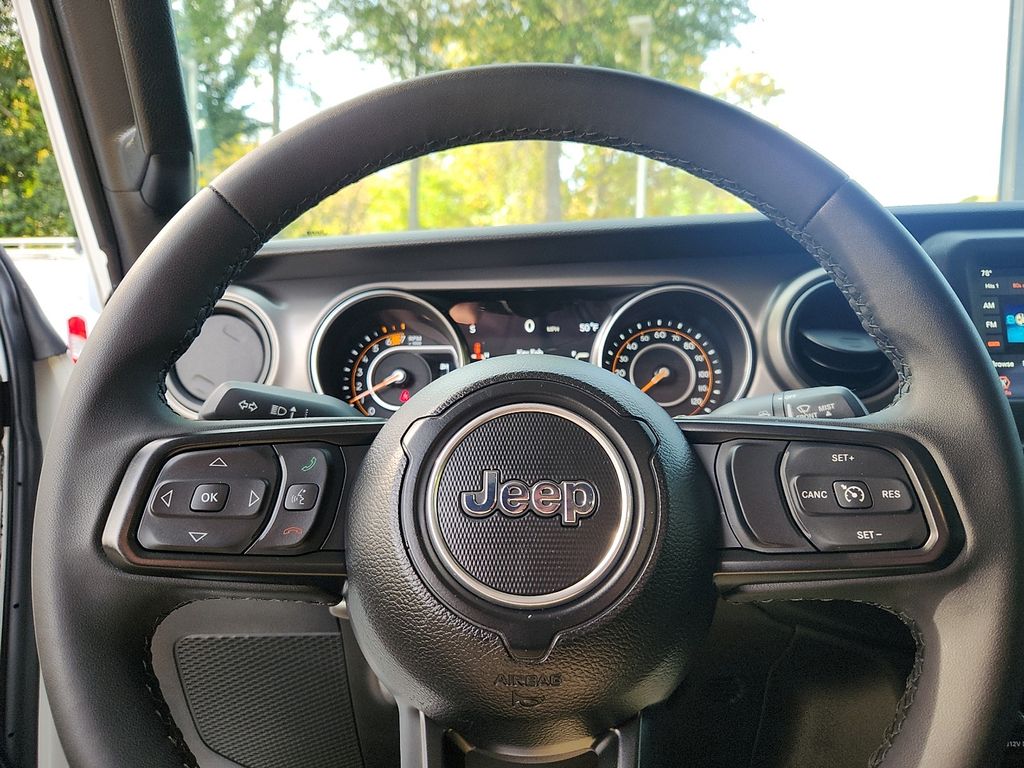 Thumbnail: 2023 Jeep Wrangler - 18