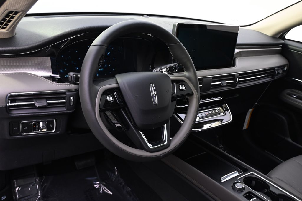 New 2026 White Lincoln Reserve image 11