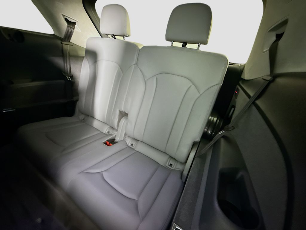 Thumbnail: 2018 Audi Q7 - 24