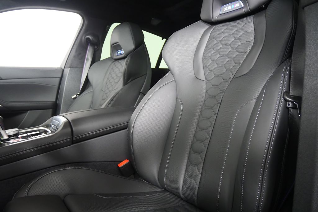 Thumbnail: 2026 BMW X6 - 12