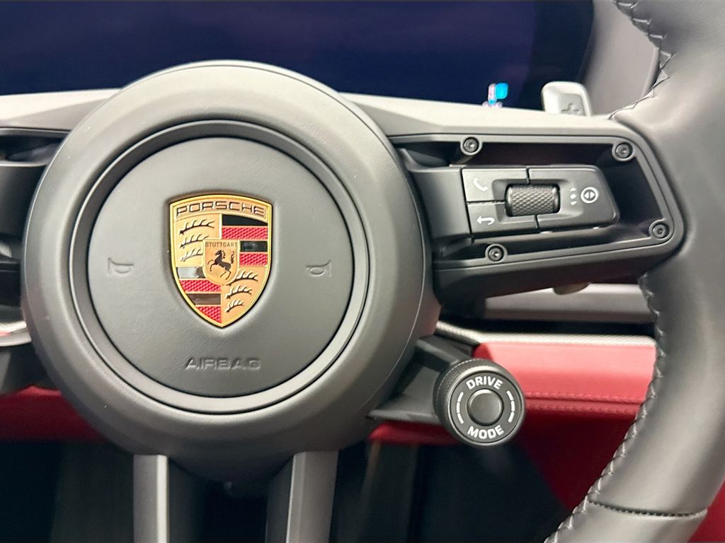 Thumbnail: 2026 Porsche Panamera - 14