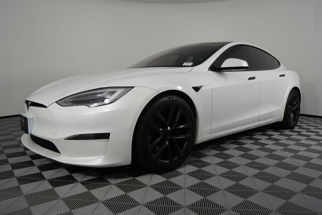 2021 Tesla Model S Plaid 9