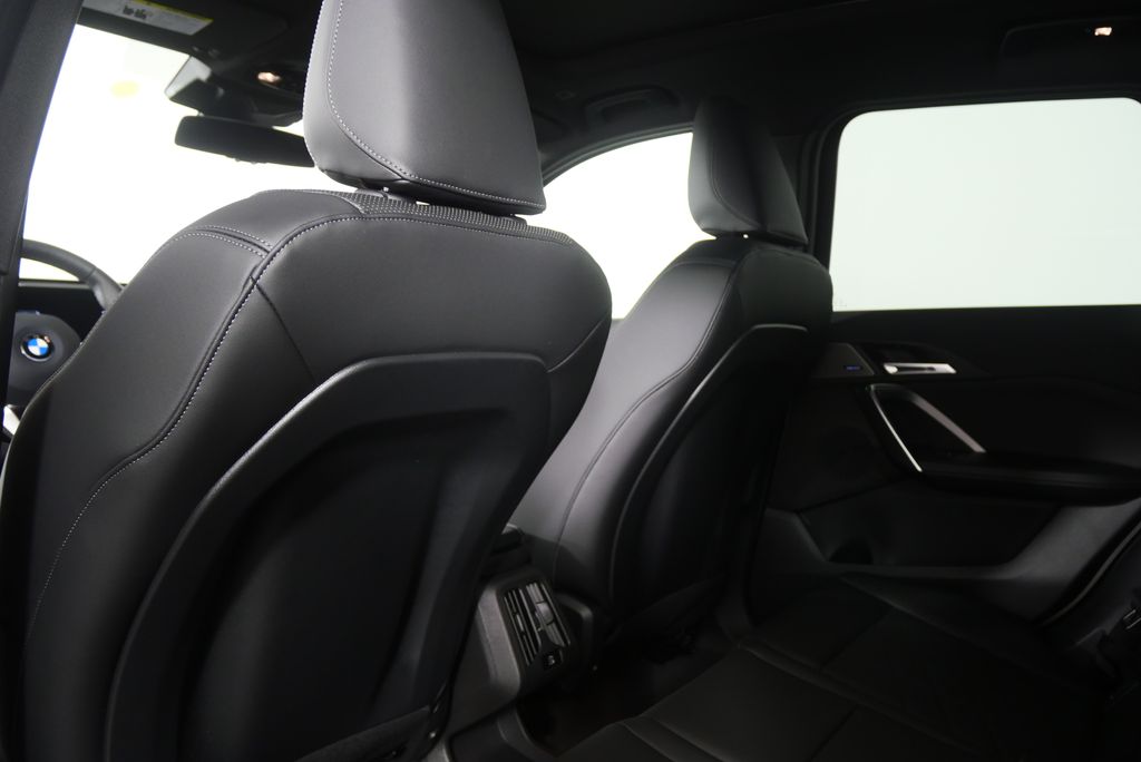 Thumbnail: 2026 BMW X1 - 16