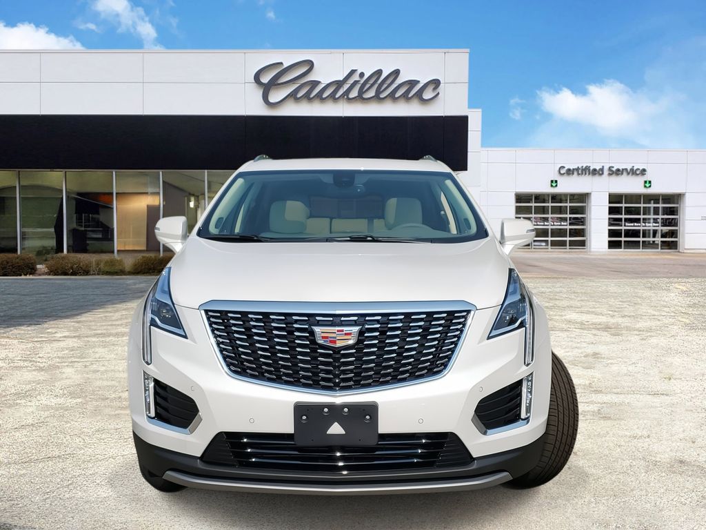 2024 Cadillac XT5 Premium Luxury 2