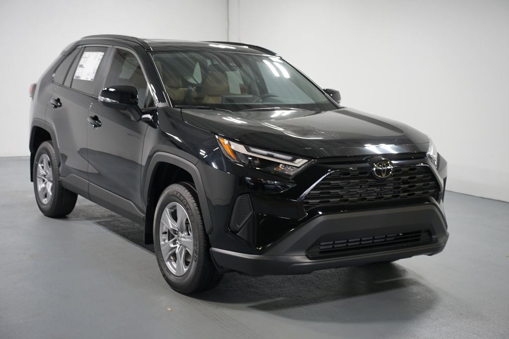 Thumbnail: 2025 Toyota RAV4 - 3