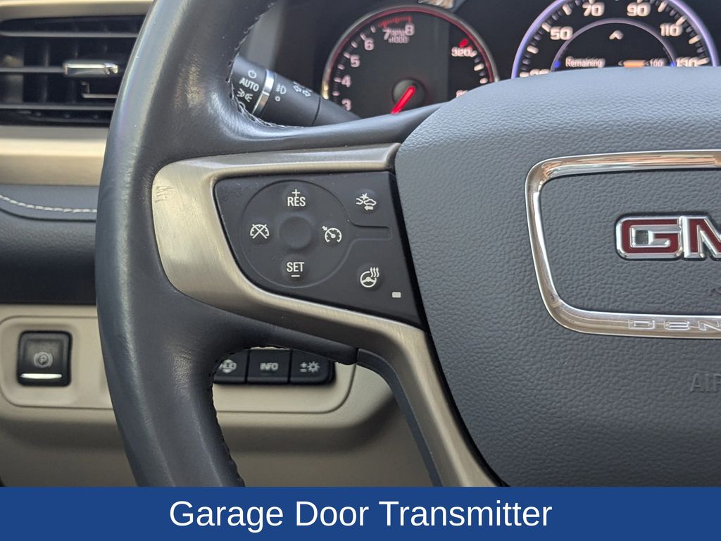 2021 GMC Acadia FWD Denali