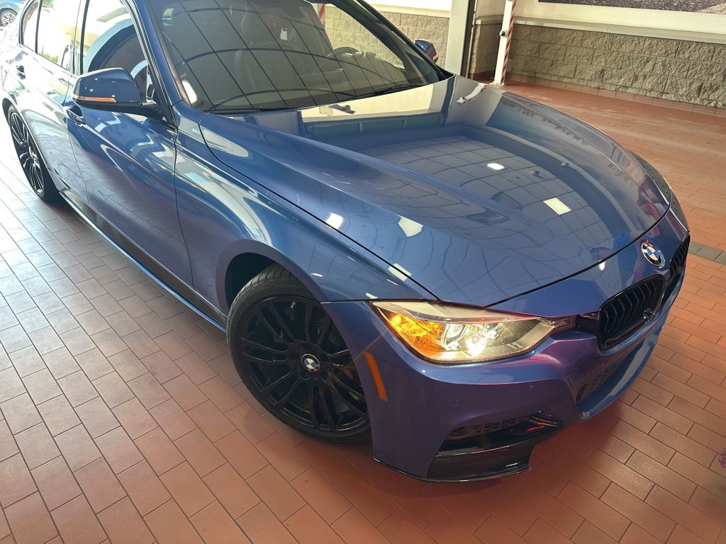 Thumbnail: 2015 BMW 3 Series - 2