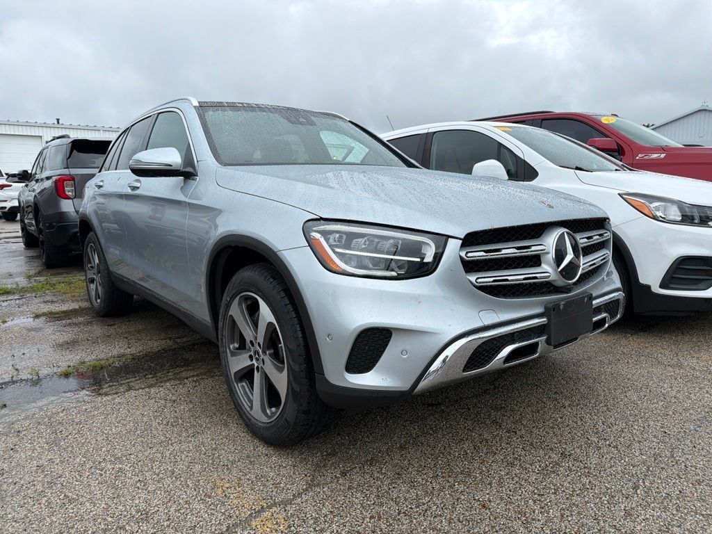 Cirrus Silver Metallic 2022 Mercedes-Benz GLC SUV / Crossover All-Wheel Drive 9-Speed Automatic