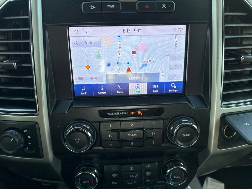 Used 2019 Green Ford Lariat image 8