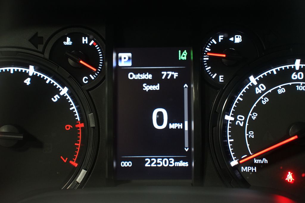 Thumbnail: 2023 Toyota 4Runner - 17