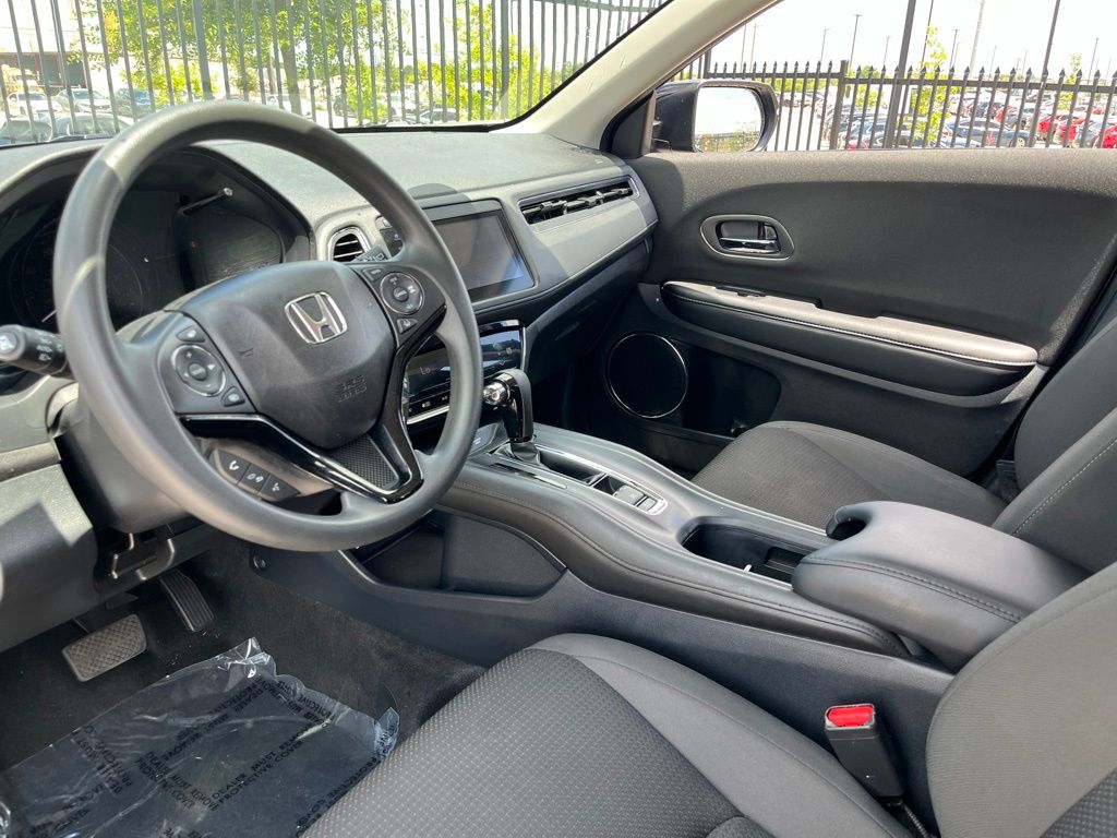Thumbnail: 2022 Honda HR-V - 16
