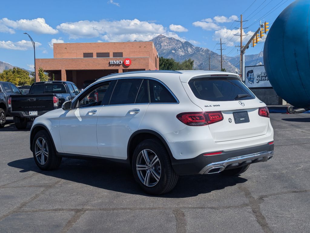 2022 Mercedes-Benz GLC GLC 300 7