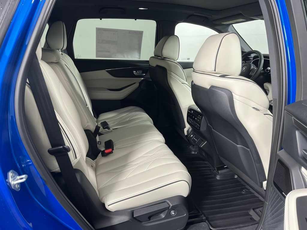 Thumbnail: 2026 Acura MDX - 11