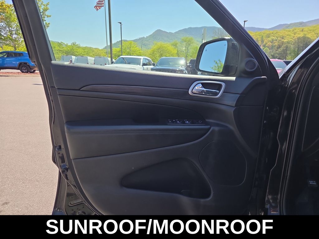 used 2019 Jeep Grand Cherokee car, priced at $18,711