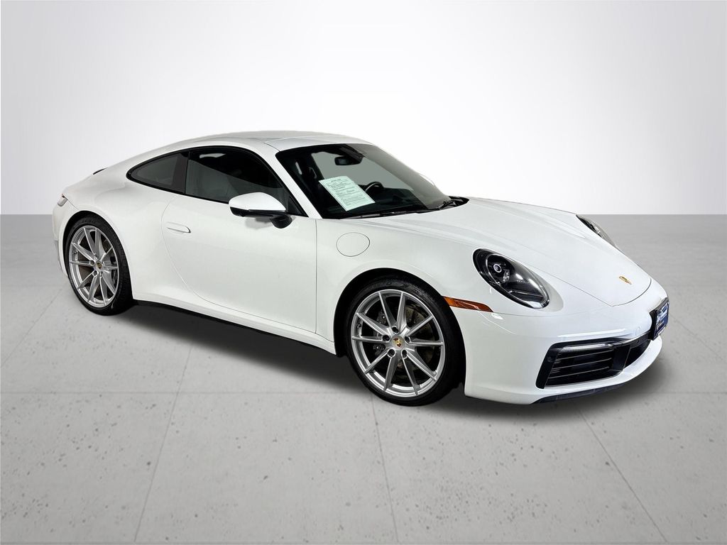 2024 Porsche 911 Carrera 4