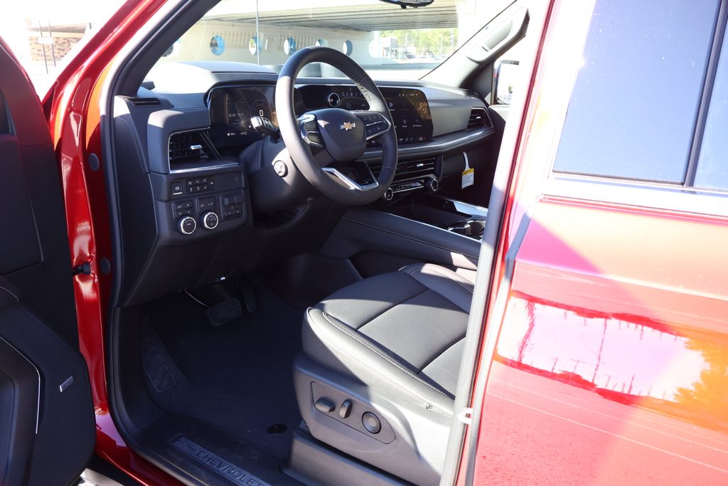 Thumbnail: 2026 Chevrolet Tahoe - 14