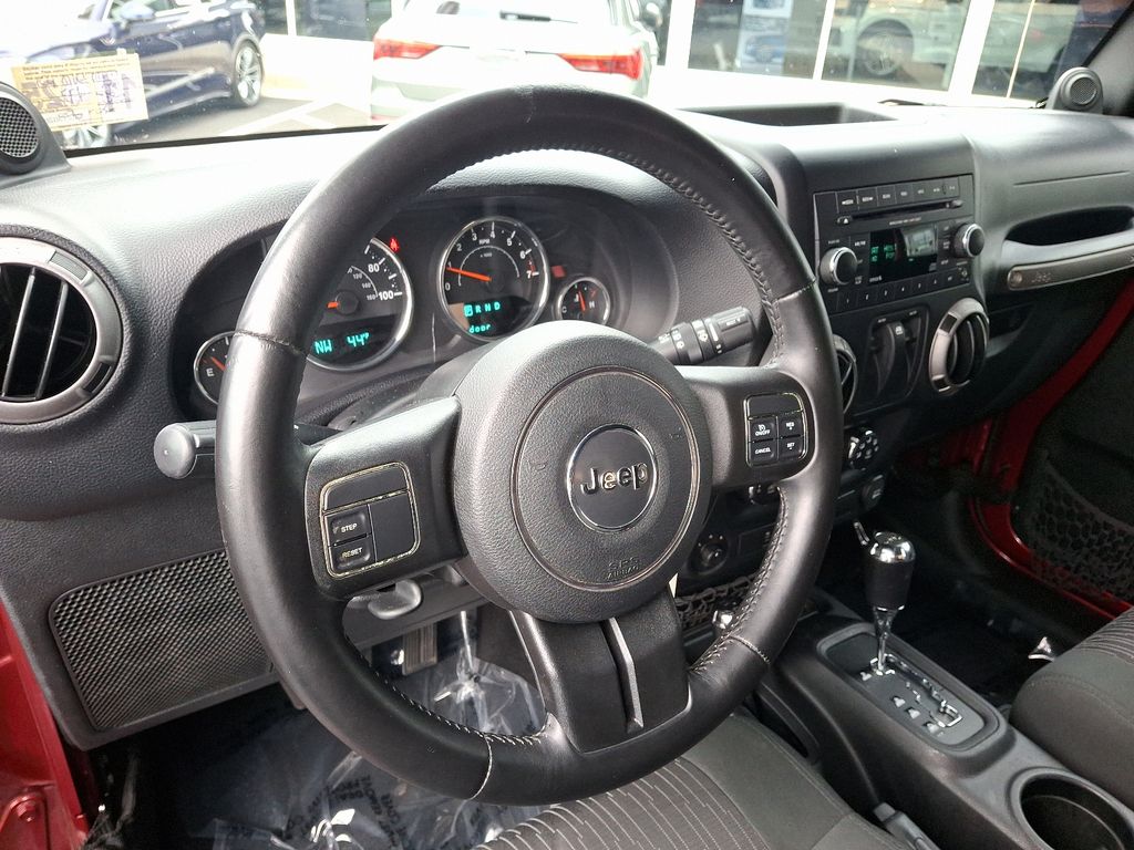 2012 Jeep Wrangler Sport 10