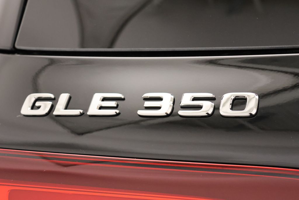 Thumbnail: 2026 Mercedes-Benz GLE - 9