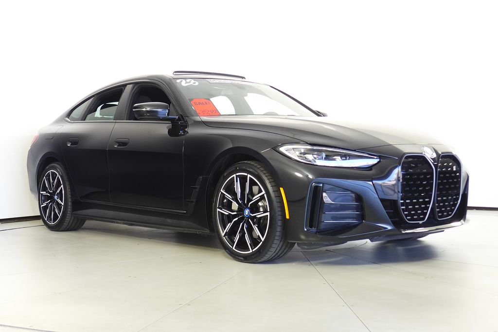 Thumbnail: 2023 BMW i4 - 4