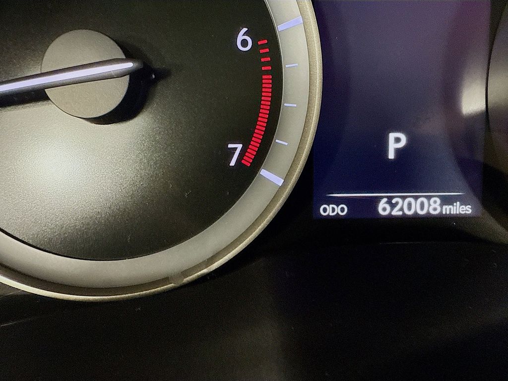 Thumbnail: 2017 Lexus ES - 12