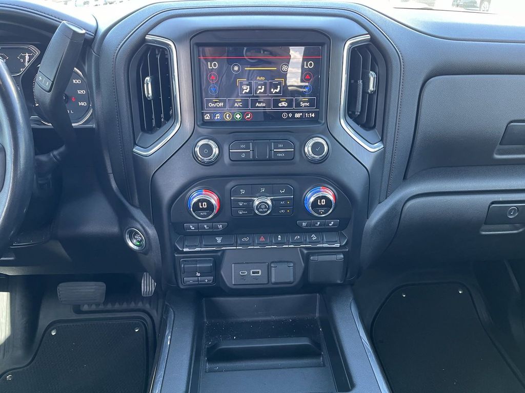 2022 GMC Sierra 2500HD AT4 16