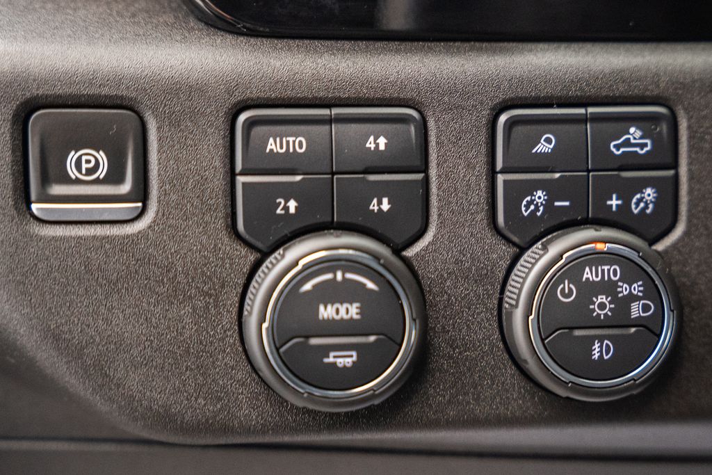 ChevroletSilverado 150048